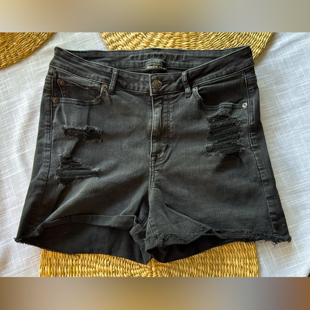American Eagle Next Level stretch Black Distressed Denim Shorts size 10